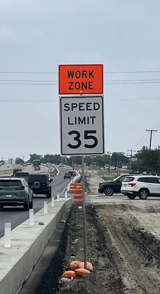 Work Zone 35 mph